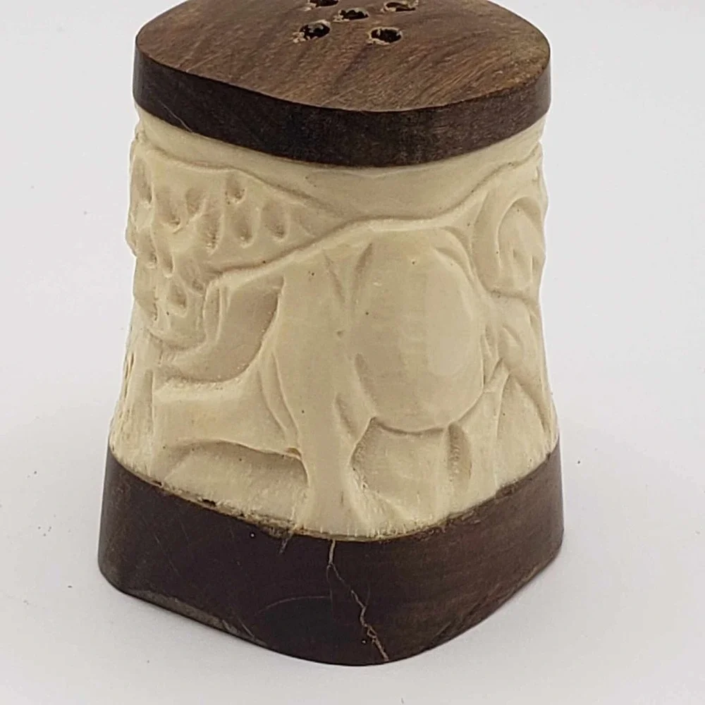 African Handmade Bone & Wood Elephant Salt Pepper Shakers Kitchen Collectables